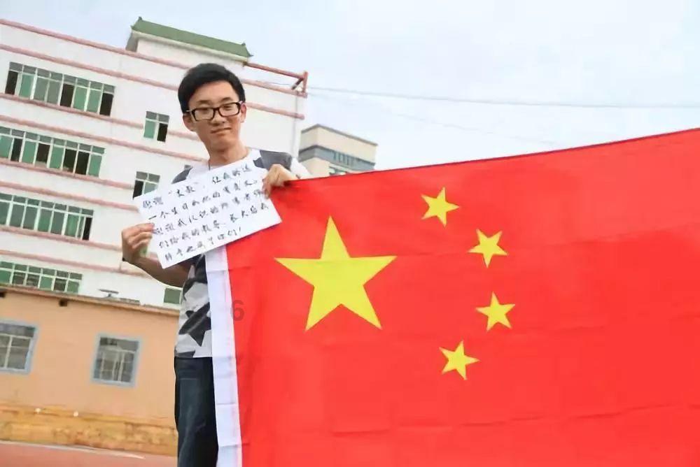 黄磊新综艺：黄渤胖到没脖子，张艺兴帅出新高度